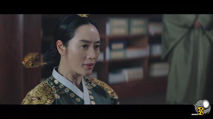 سریال کره ای زیر چتر ملکه 